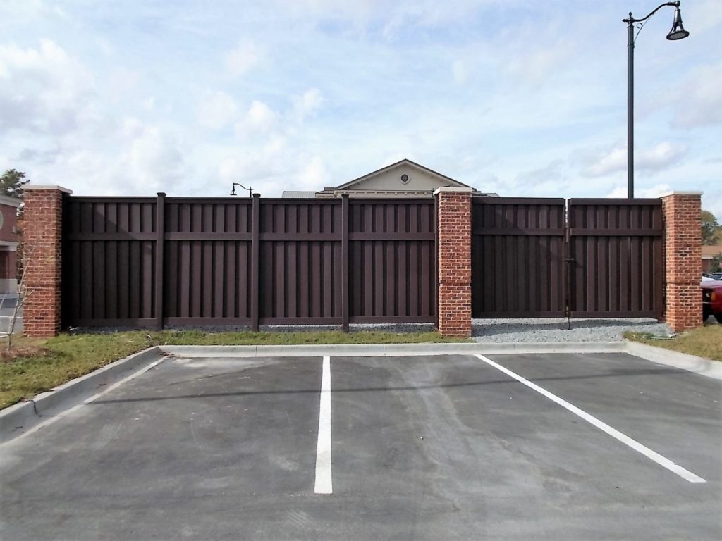 Best commercial fence company Columbus, OH